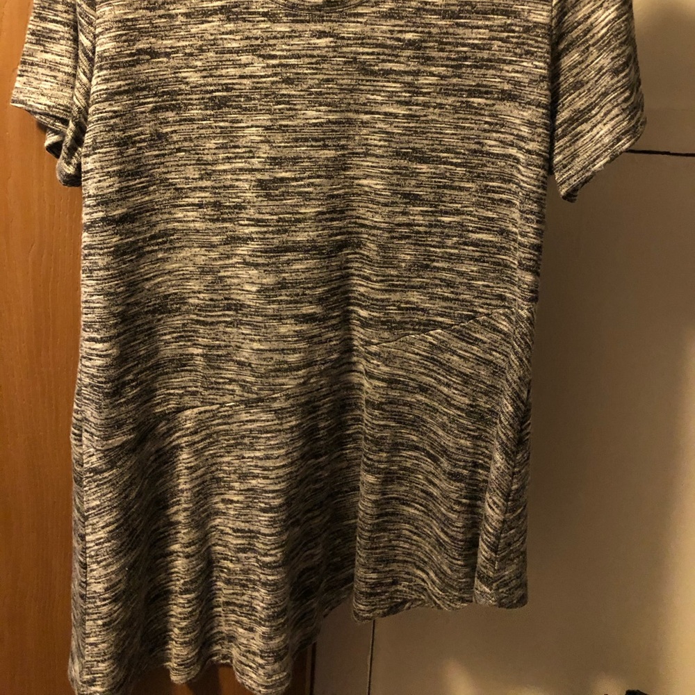 Hi low tee